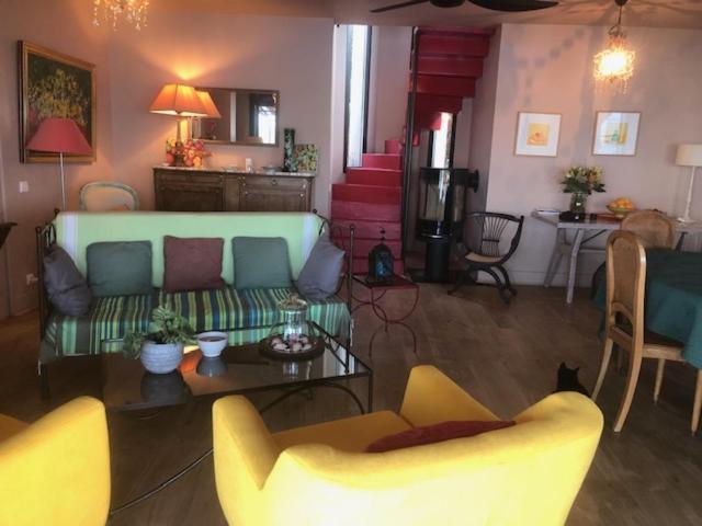 Mirabel Bed & Breakfast